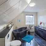 Gorgeous Home In Sveio With House Sea View Sveio